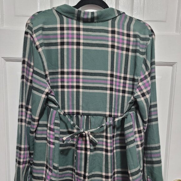 Plaid Peplum Top (Large) Fits like Medium - Picture 3 of 4